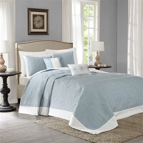All-Season Box Stitched Down Alternative 3 Piece Comforter Set-Quilted with Corner Tabs Soft Luxurious 100 Egyptian Cotton 800 Thread Count. . Extra large king bedspreads